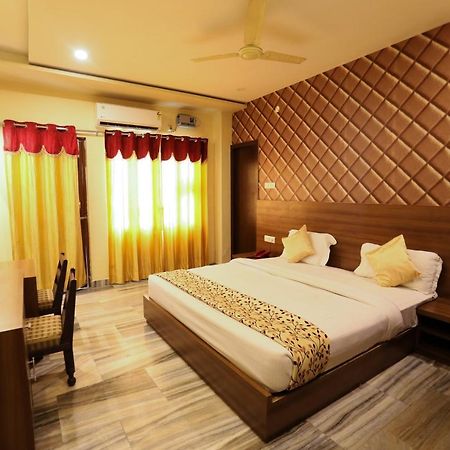 Hotel Vishwanath Varanasi Esterno foto